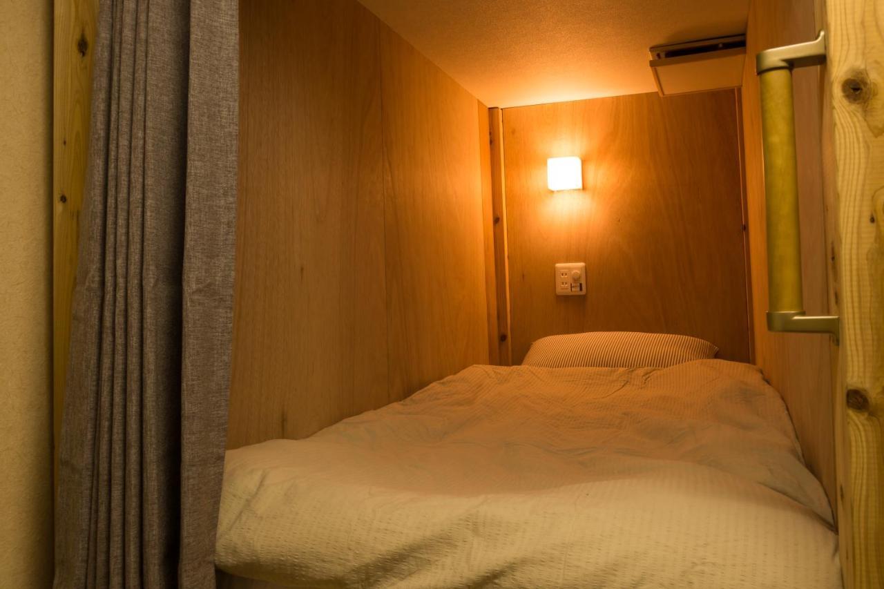 Guest House Hakozaki Garden Фукуока Екстериор снимка