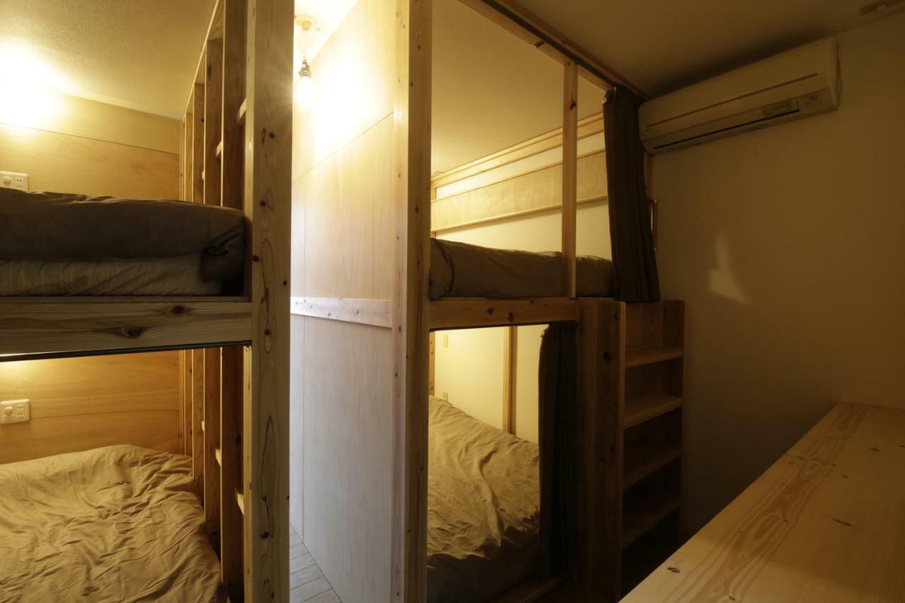 Guest House Hakozaki Garden Фукуока Екстериор снимка